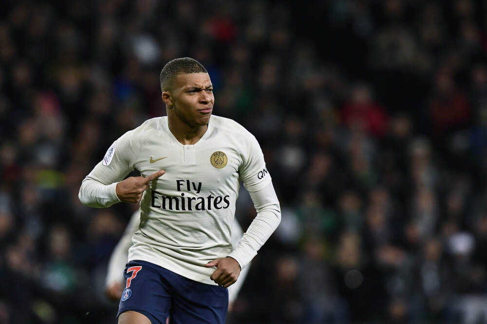 iG发布跨年返图: 感谢2025的粉丝们, 新年我们继续一起前进